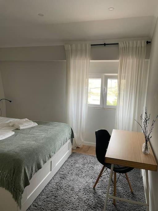 Appartement Dafundo Family Flat à Cruz Quebrada Extérieur photo