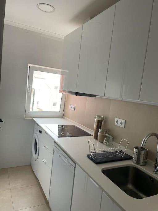 Appartement Dafundo Family Flat à Cruz Quebrada Extérieur photo