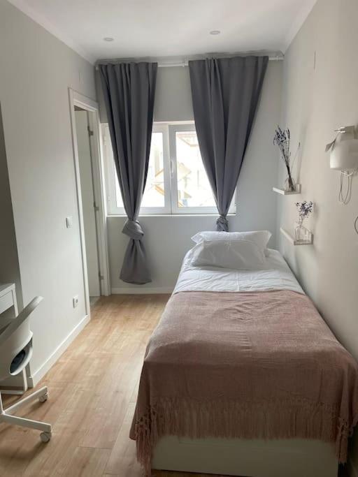 Appartement Dafundo Family Flat à Cruz Quebrada Extérieur photo